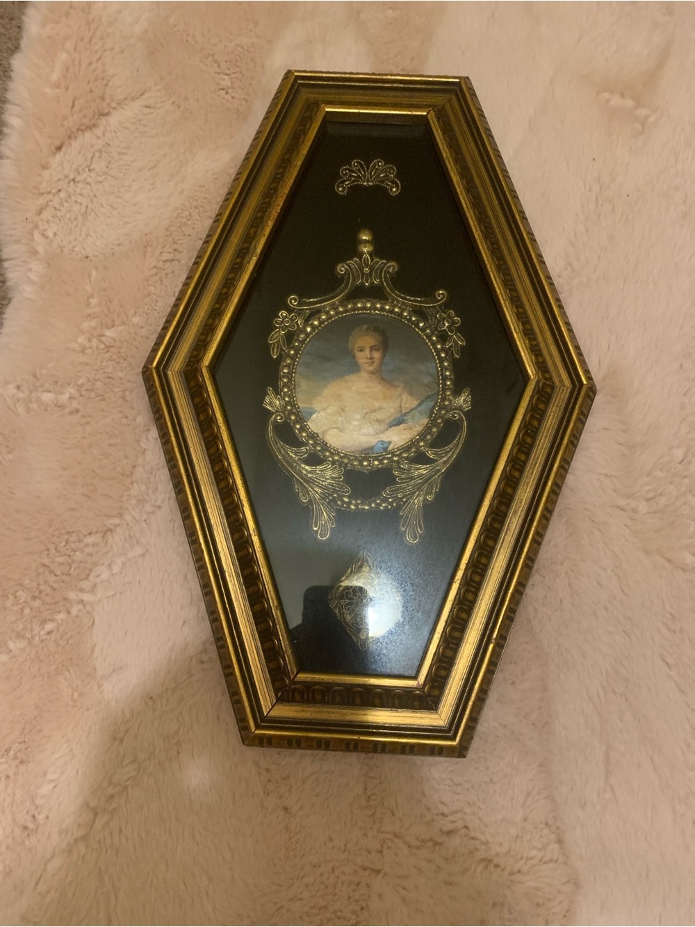 Gold Hexagonal Decorative Wall Plaque with Portrait